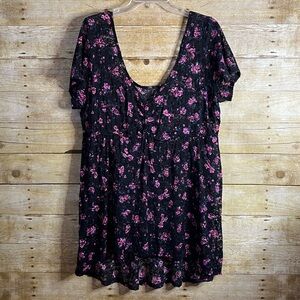 Torrid Women’s Semi-Sheer Black Pink Printed Babydoll High-Low Tunic Top EUC
